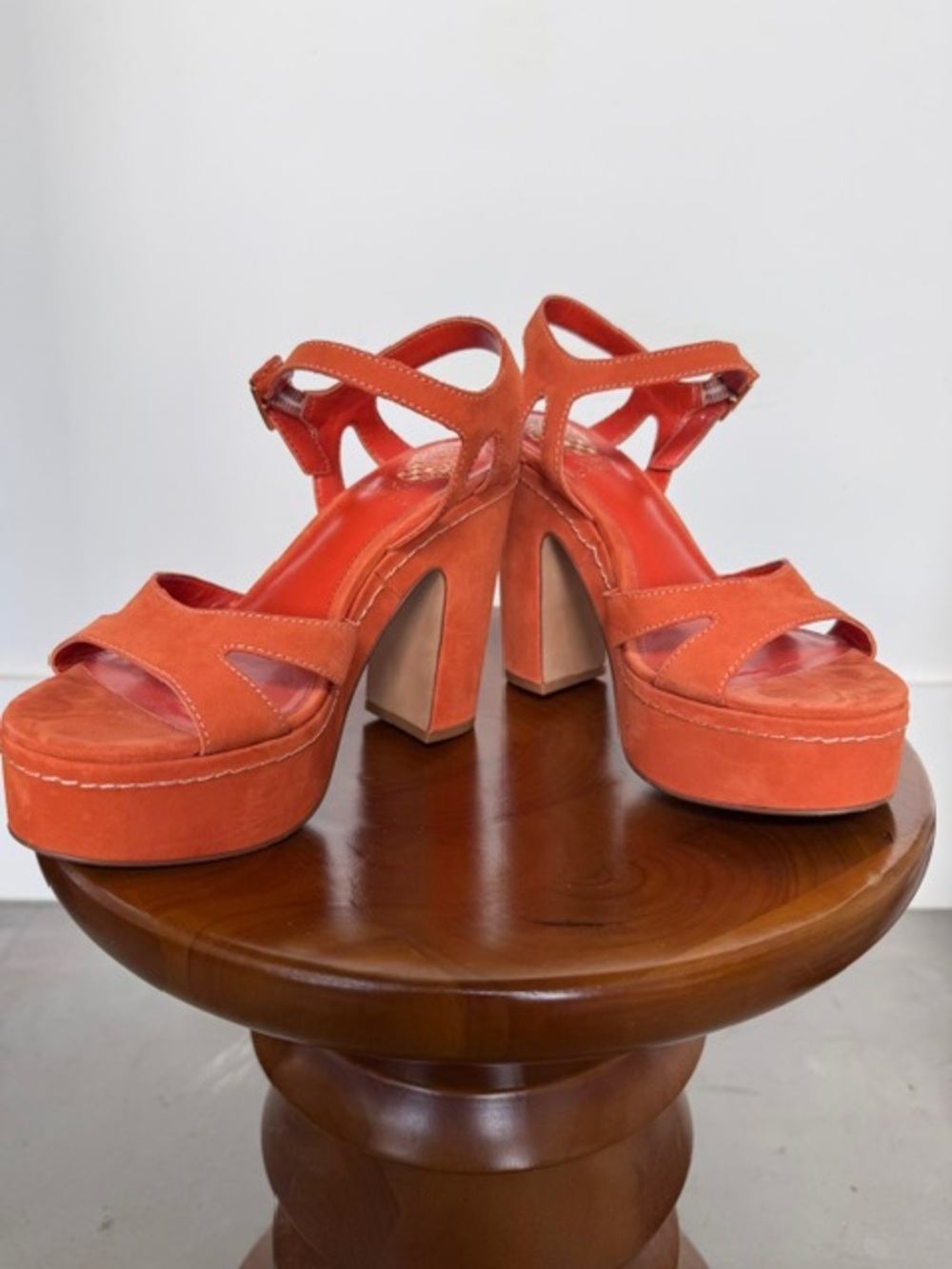 Vince Camuto Randreya retro chic platform sandal